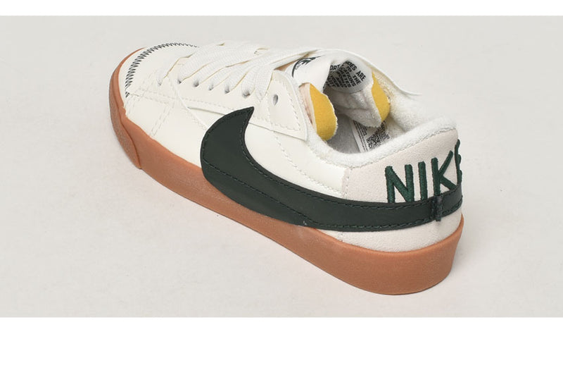 ナイキ（nike） ナイキ NIKE ブレーザー ロー 77 ジャンボ DR9865